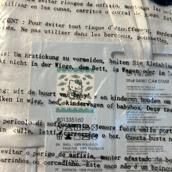 Hello kitty blue Angel super soft plush throw blanket! - Picture 4 of 7